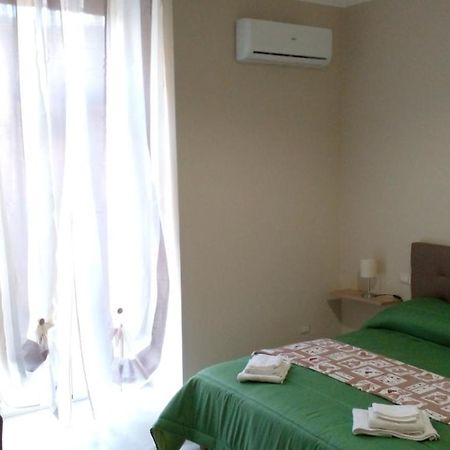 La Rosa Rossa Hotel Bari Ngoại thất bức ảnh
