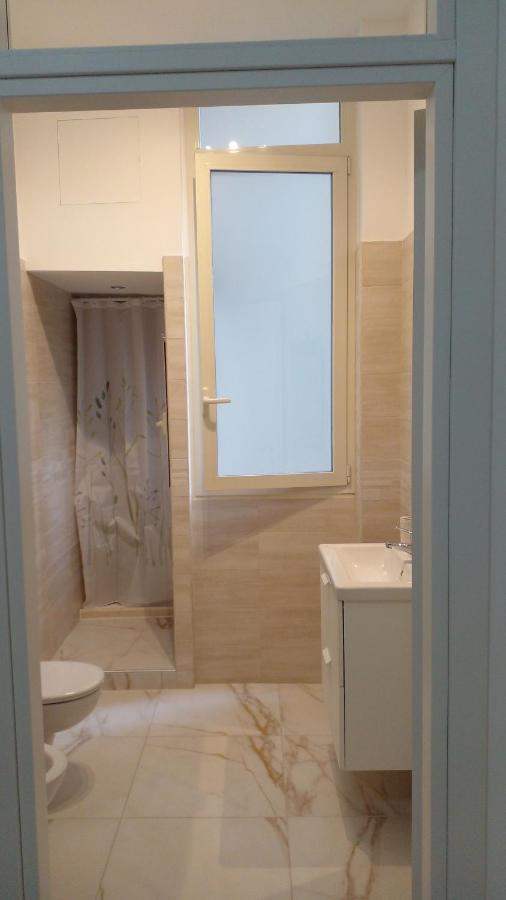 La Rosa Rossa Hotel Bari Ngoại thất bức ảnh