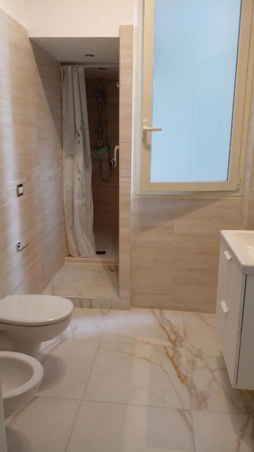 La Rosa Rossa Hotel Bari Ngoại thất bức ảnh