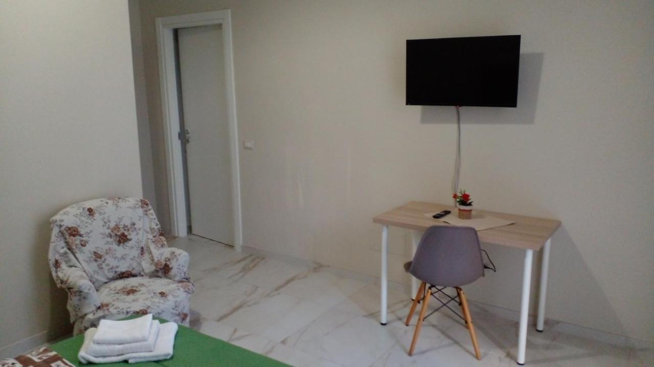 La Rosa Rossa Hotel Bari Ngoại thất bức ảnh